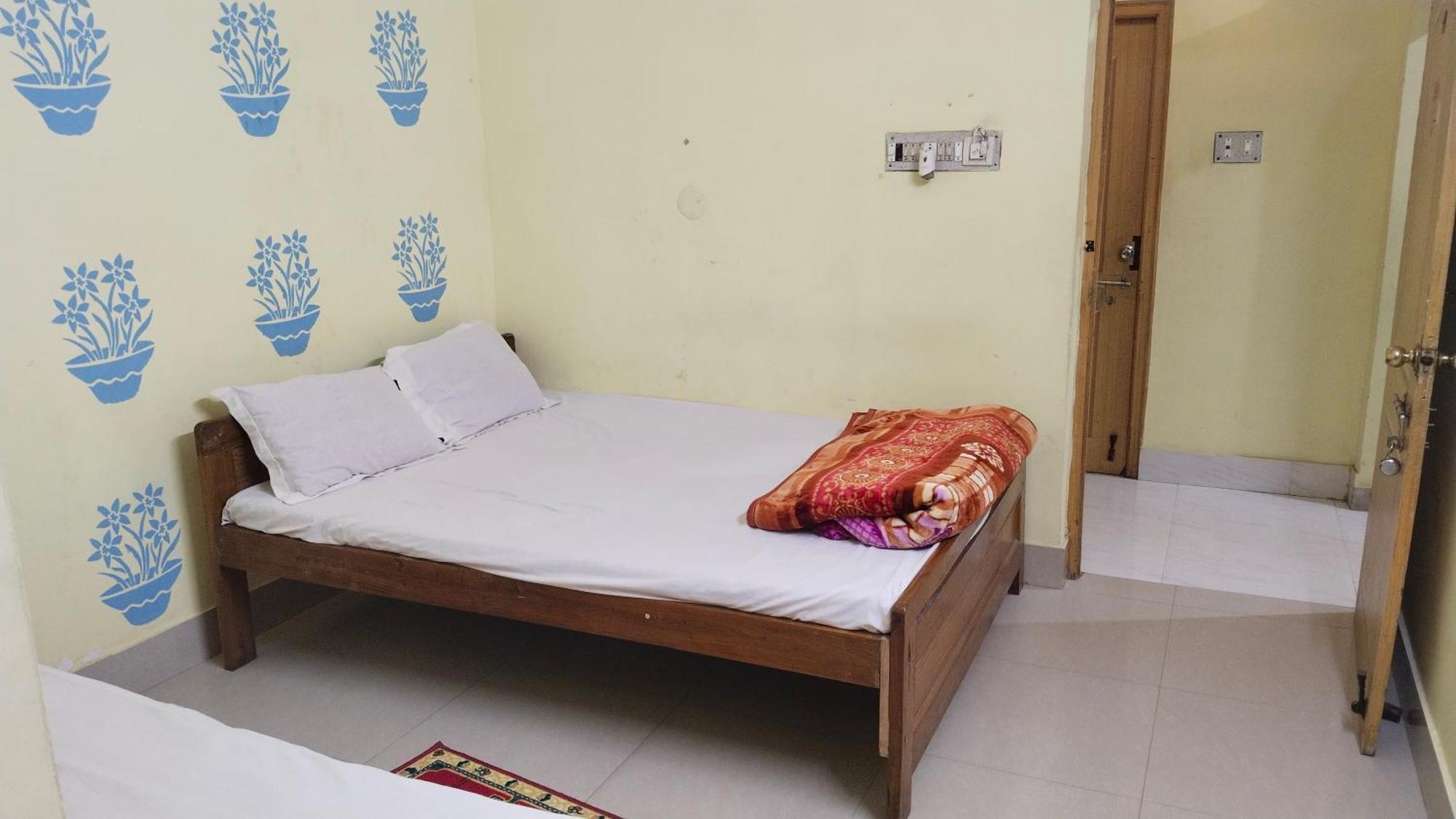 Madhuban Guest House & Restaurant Shanti Niketan Luaran gambar